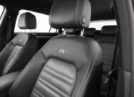 Volkswagen Passat Sportscombi 2.0 4M R-Line skinn GT D-värm