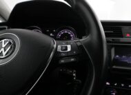 Volkswagen Golf 140hk Motorvärmare P-sensor Highline Plus