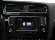 Volkswagen Golf 140hk Motorvärmare P-sensor Highline Plus