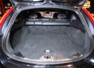 Volvo V60 D4 AWD Momentum, R-Design Taklucka