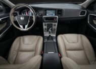 Volvo V60 D5 AWD 215hk Geartronic Summum Taklucka Dragkrok