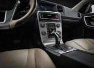 Volvo V60 D5 AWD 215hk Geartronic Summum Taklucka Dragkrok