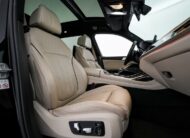 BMW X7 M50d Executive 6-Sits Panorama Sky lounge B&W HUD