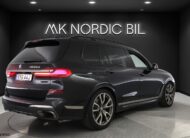 BMW X7 M50d Executive 6-Sits Panorama Sky lounge B&W HUD