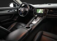 Porsche Panamera 4S 400hk AWD Taklucka BOSE Luftfjädring