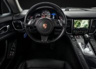 Porsche Panamera 4S 400hk AWD Taklucka BOSE Luftfjädring