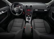 Audi A3 Sportback 1.6 TDI Comfort Dragkrok Värmare / 1 Ägare