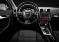 Audi A3 Sportback 1.6 TDI Comfort Dragkrok Värmare / 1 Ägare
