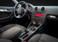 Audi A3 Sportback 1.6 TDI Comfort Dragkrok Värmare / 1 Ägare