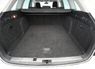 Skoda Superb Kombi 2.0 TDI Style Kamera Dragkrok El-Stolar