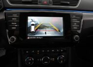 Skoda Superb Kombi 2.0 TDI Style Kamera Dragkrok El-Stolar