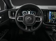 Volvo XC60 D5 235hk AWD R-Design HUD Läder El-Stolar Drag