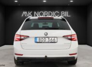 Skoda Superb Kombi 2.0 TDI Style Kamera Dragkrok El-Stolar