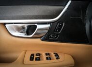 Volvo V90 Cross Country D4 AWD Helläder 360 kam H/K El-stol