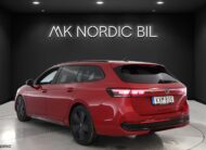 Volkswagen Passat Sportscombi 1.5 eTSI R-Line Värmare Drag