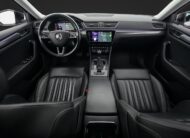 Skoda Superb iV 1.4 Plugin Business Edition Värmare Drag MOMS